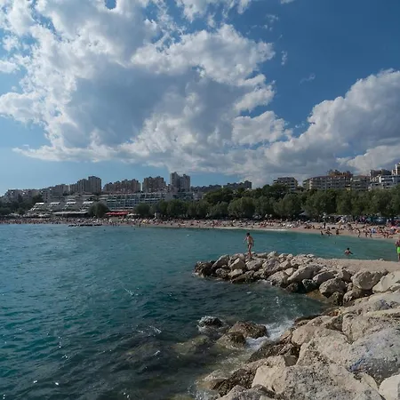 بيت ضيافة Luxury Near The Beach3